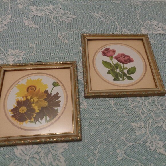 VINTAGE SWEET GIRL 1950S SM FLOWERS PICTURES SET - Picture 1 of 4